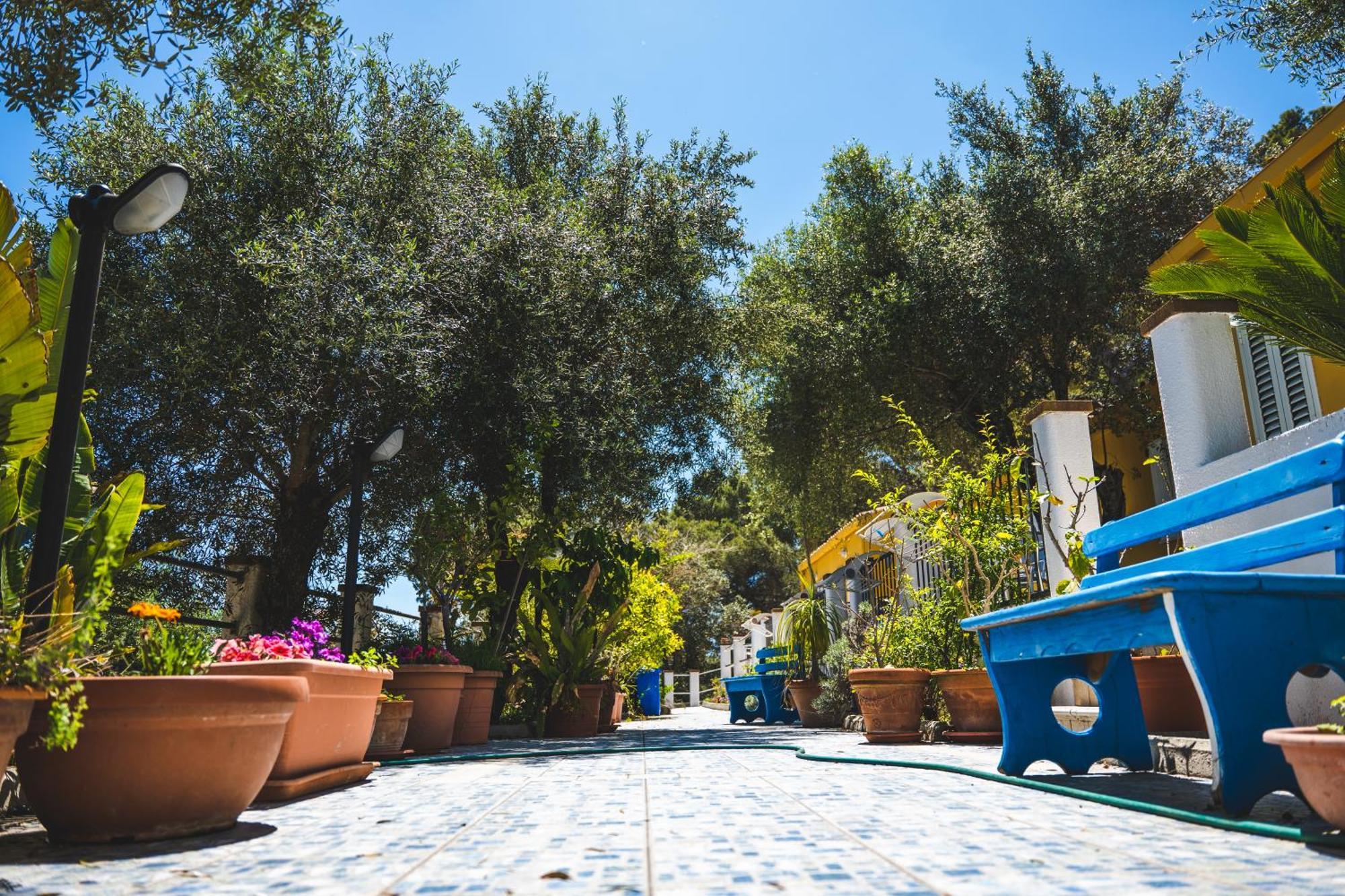 Paola Hotel 3*