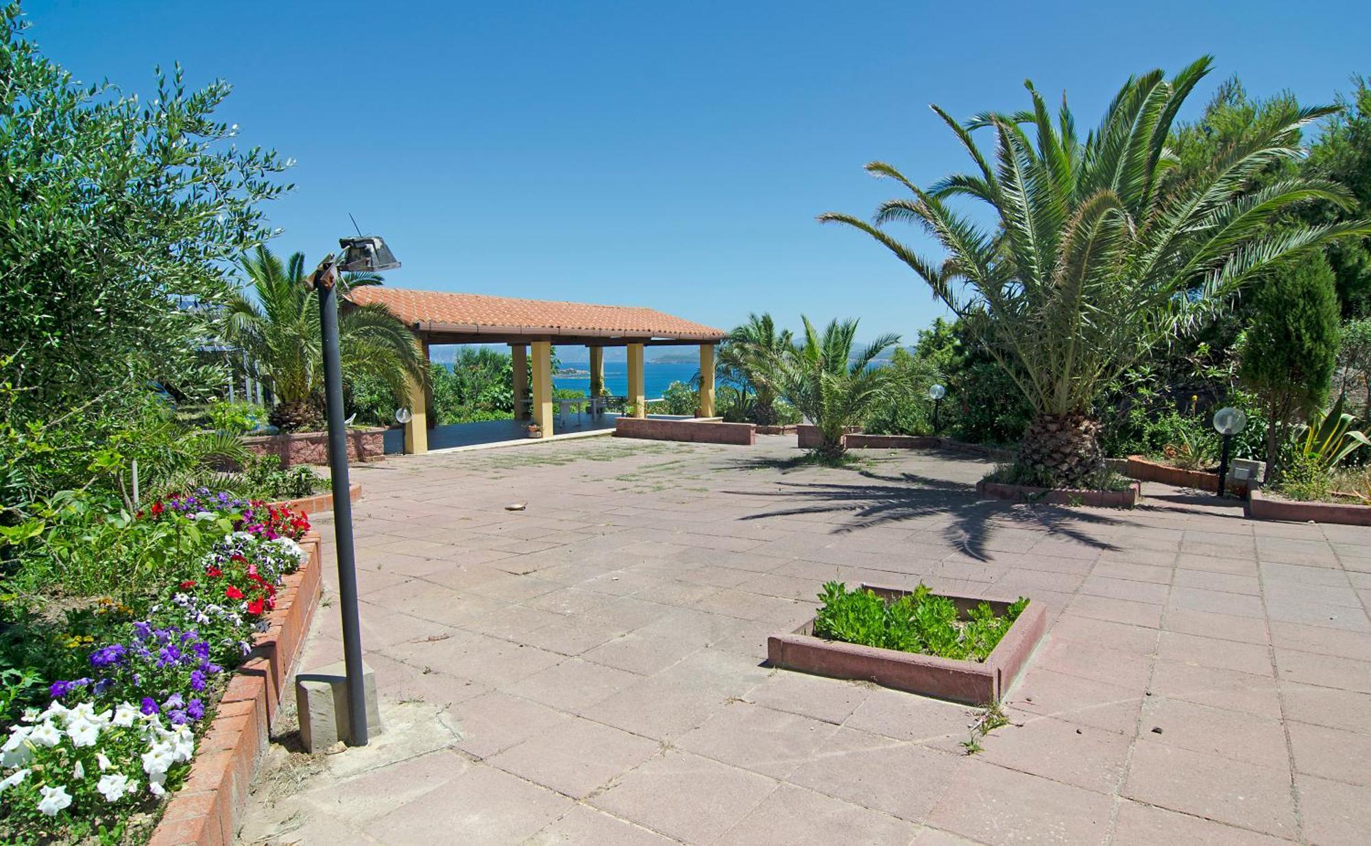 Paola Hotel 3*