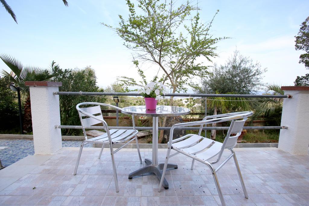 Paola Hotel Carloforte (Isola di San Pietro)