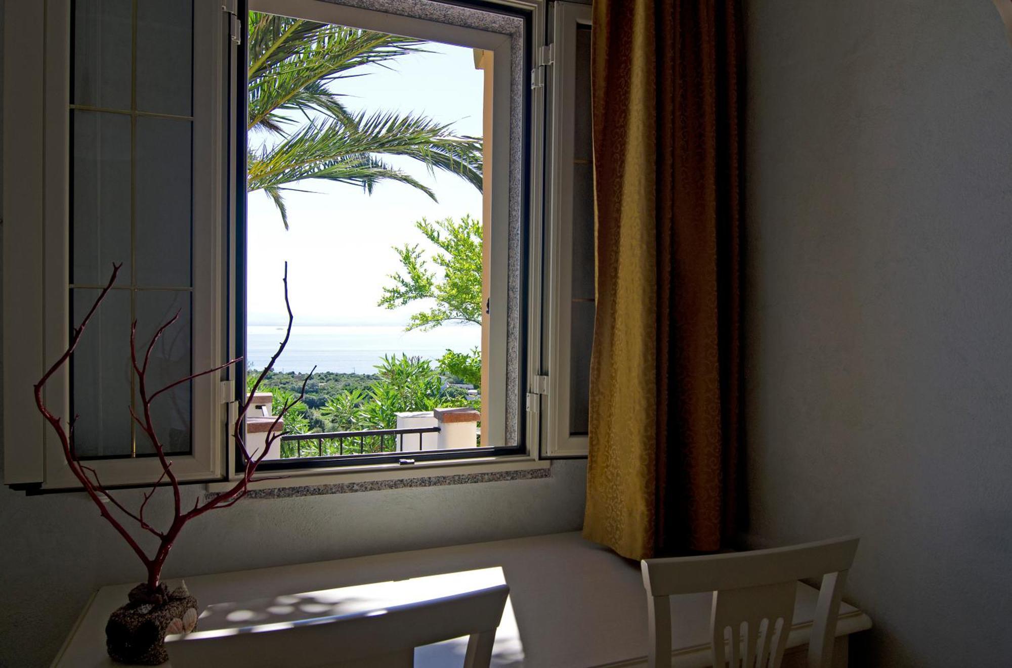 Paola Hotel 3*